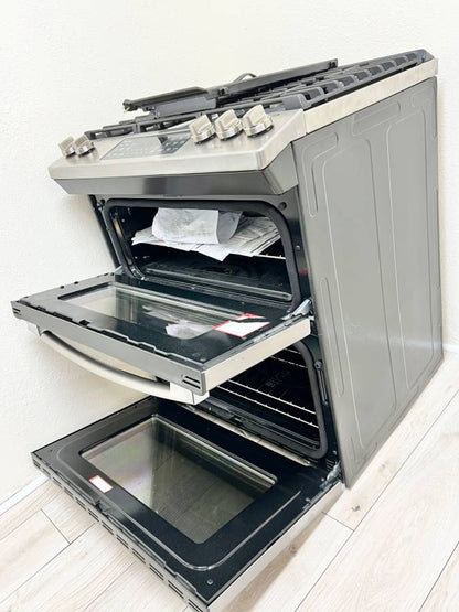 30 INCH GE  JGSS86SPSS  Slide In Double Oven Gas Range , 5 Sealed Burners, 6.7 Total Oven, Continuous Cast Iron Grate, Integrated Griddle, Steam Clean, ADA * New Open Box *