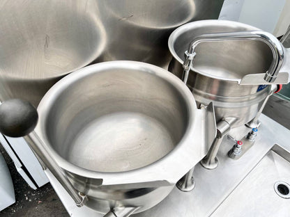 Commercial Cleveland Range 36GMK66200 Twin 6 Gal Gas Kettle Cabinet * Used Condition