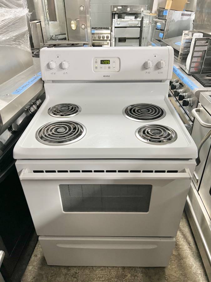 30 INCH Kenmore Freestanding Electric 4 Coils Top Range White Bake Broil , 4 Burner Element , Oven