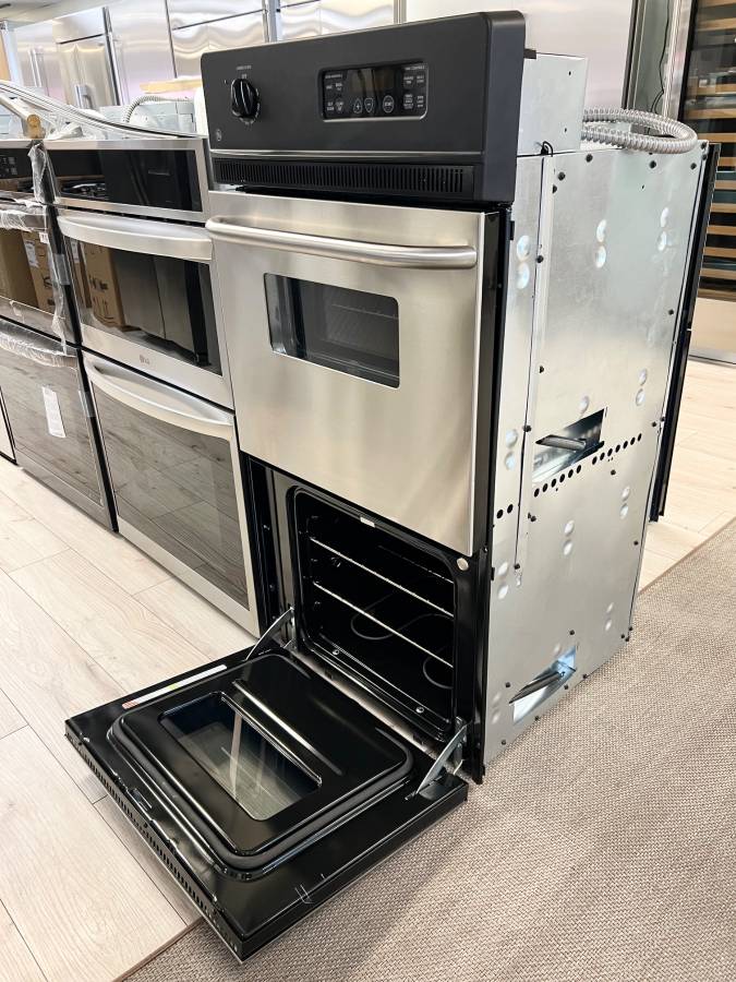 24 INCH GE JRP28SKSS Double Electric Wall Oven * New Open Box * Built In Stainless Steel , Clear View Windows , 30 AMP , Self Clean