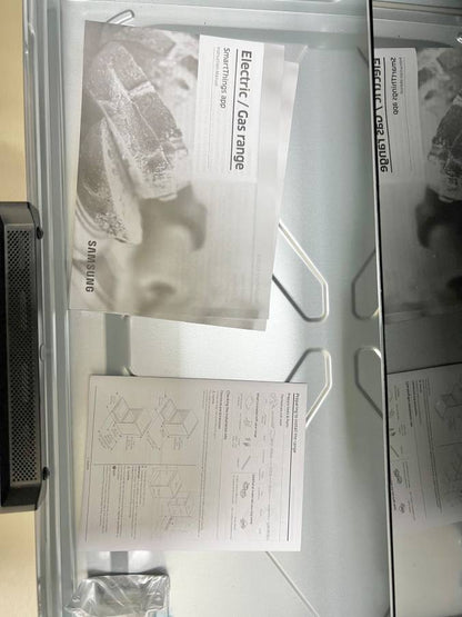 30 INCH Samsung BESPOKE NSI6DG9300SR Slide-In Induction Range 6.3 Cu. Ft. Oven, Air Fry,  Convection, Auto Conversion, Proof,  Storage Drawer, Self  Steam Clean, Sabbath,  ADA , ENERGY STAR  * New Open Box  *