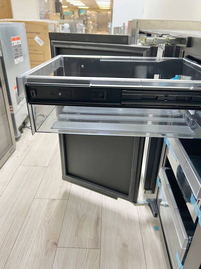 U-Line 3000 Series U3036RRINT00B 36" Built-In Refrigerator Dual Zone * New Open Box *  6 Full-Extension Drawer Bins, 2 Glass Shelves, Dual Zone Temperature Control, LED Theater Lighting , Star K , Solid Overlay .