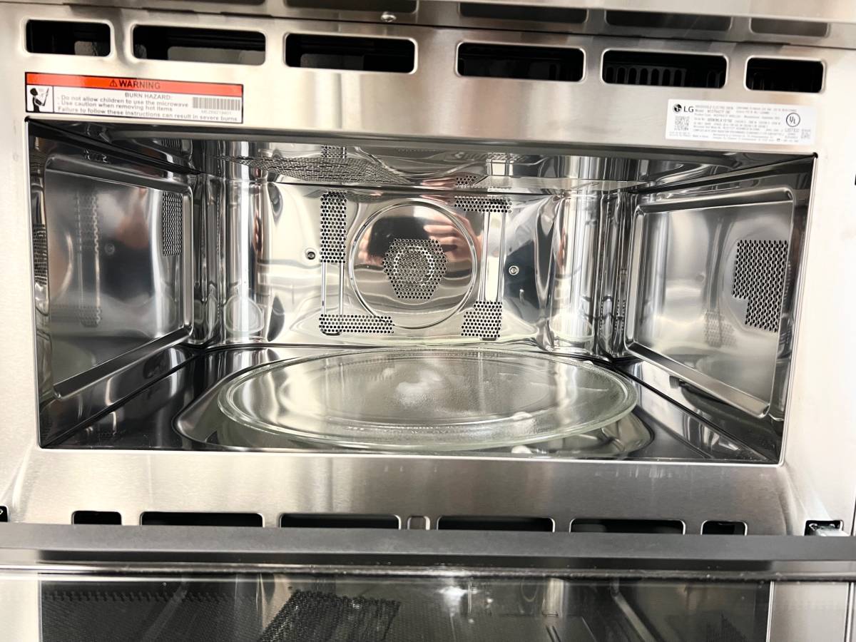 30 INCH LG WCEP6427F Microwave Wall Oven Combo * NEW OPEN BOX * Built In Smart Combination Wall Oven ,  6.4 Cu Ft , True Convection , AIR FRY , Thin Q ,  Backlift Touch Glass Controls , Infrared Heating ,  Speed Oven , Stainless Steel .