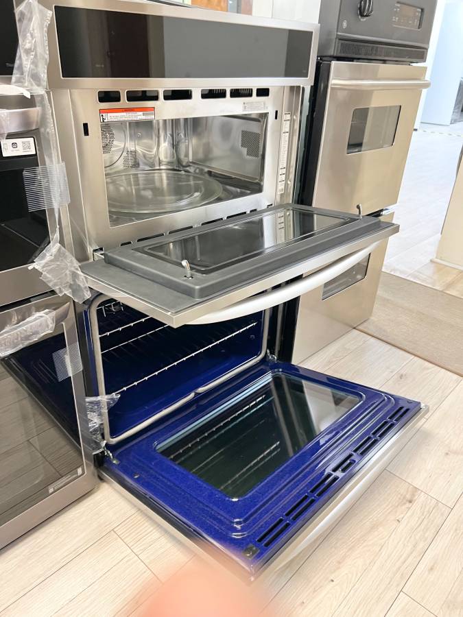 30 INCH LG WCEP6427F Microwave Wall Oven Combo * NEW OPEN BOX * Built In Smart Combination Wall Oven ,  6.4 Cu Ft , True Convection , AIR FRY , Thin Q ,  Backlift Touch Glass Controls , Infrared Heating ,  Speed Oven , Stainless Steel .