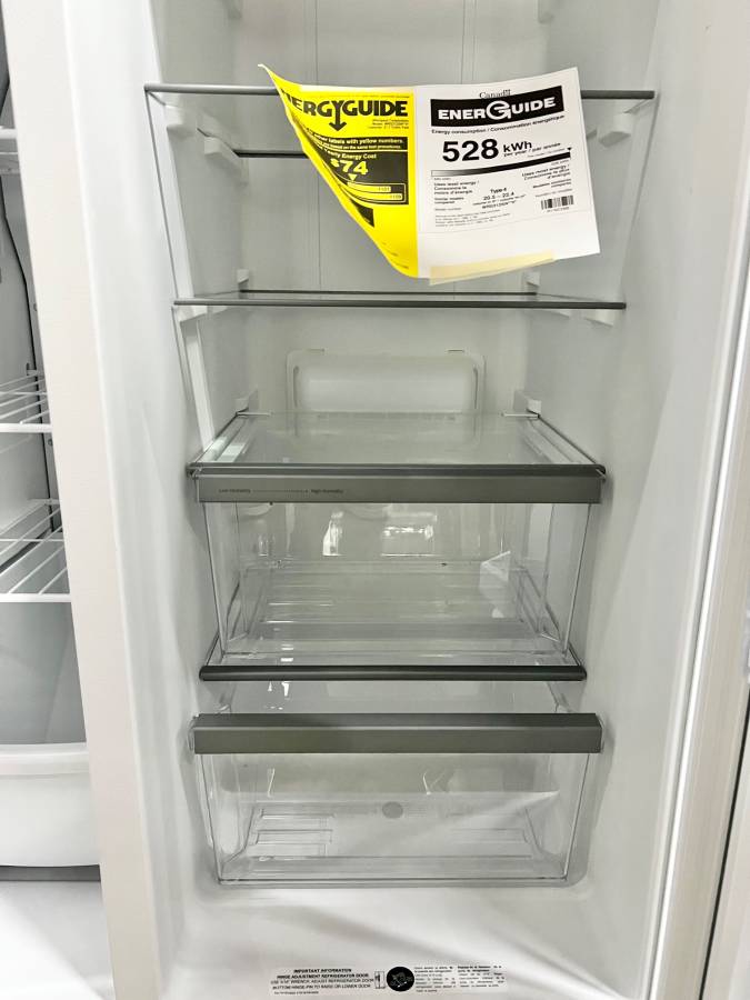 33 INCH Whirlpool WRS312SNHW Side by Side Refrigerator White * NEW *  Freestanding  21.72 Cu. Ft. , Adjustable Gallon Door Bins, LED Interior Lighting, Hidden Hinges, Frameless Glass Shelves,  Optional Icemaker, White .