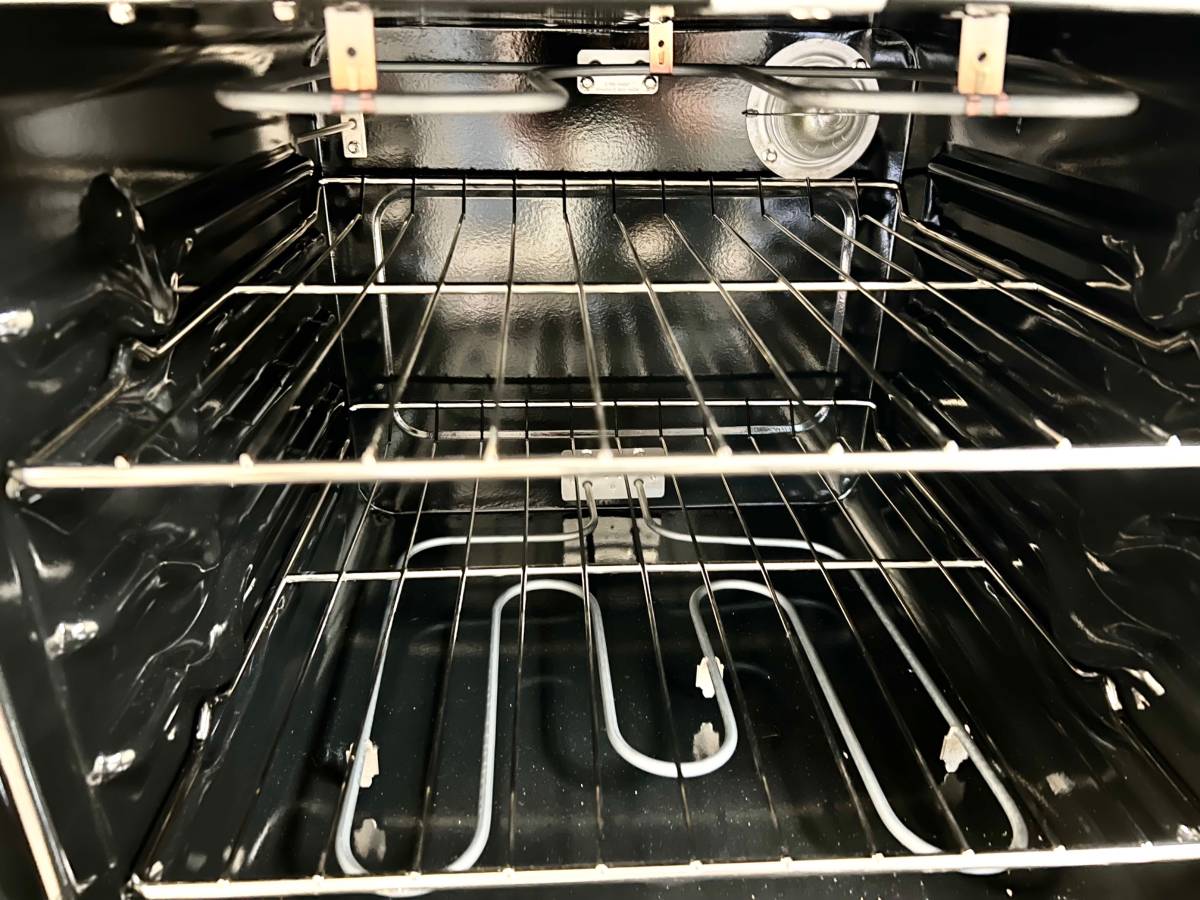 24 INCH GE JRP28SKSS Double Electric Wall Oven * New Open Box * Built In Stainless Steel , Clear View Windows , 30 AMP , Self Clean
