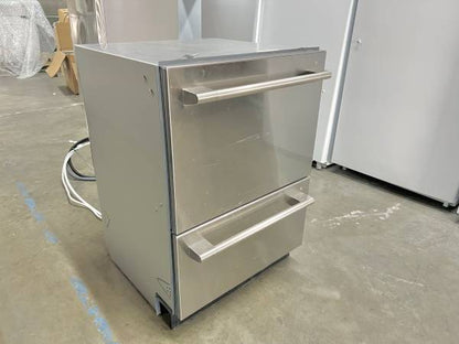 24 INCH Fisher & Paykel Professional DD24DV2T9N * New Open Box * Dishwasher Full Integrated Double Dishdrawer , 14 Place Setting ,Sanitize , Round Flush Handles ,  Energy Star Certified , Stainless Steel .
