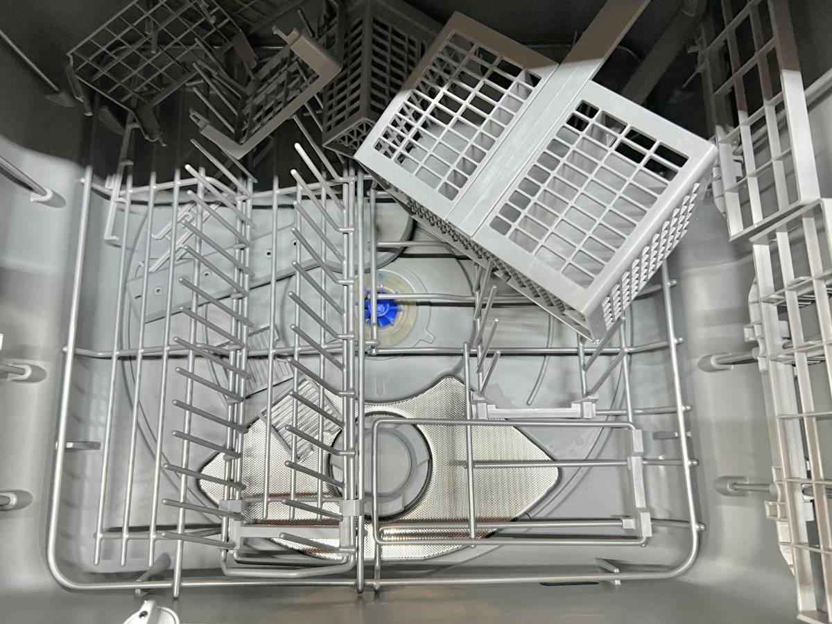 24 INCH Fisher & Paykel DishDrawer Series  DD24DCTX9N Full Console Double DishDrawer 14 Place Setting, 15 Wash Cycles, 3 Wash Modifiers, 6 Wash Programs, Sanitize, Cutlery Basket, Child Lock,44 dBA Energy Star Stainless