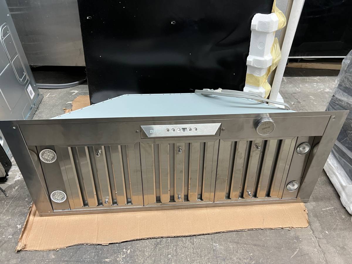 38 INCH Zephyr AK8300ASX Cabinet Insert Range Hood , 600 to 1000 CFM * New Open Box * Stainless Steel