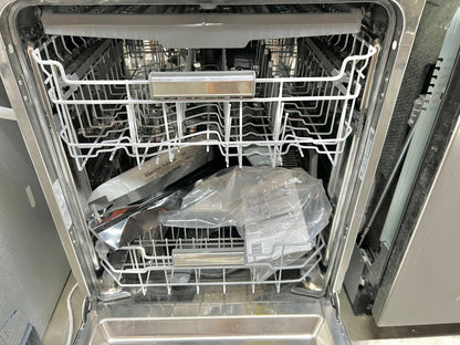 24 INCH GE MONOGRAM ZDT925SPNSS Fully Integrated Dishwasher Hard Food Disposer,  Quick Wash, Sabbath, LED, Deep Clean Silverware Jets,  Steam + Sani, 90+ Spray Jet Wash System Stainless Steel, Statement Handle .