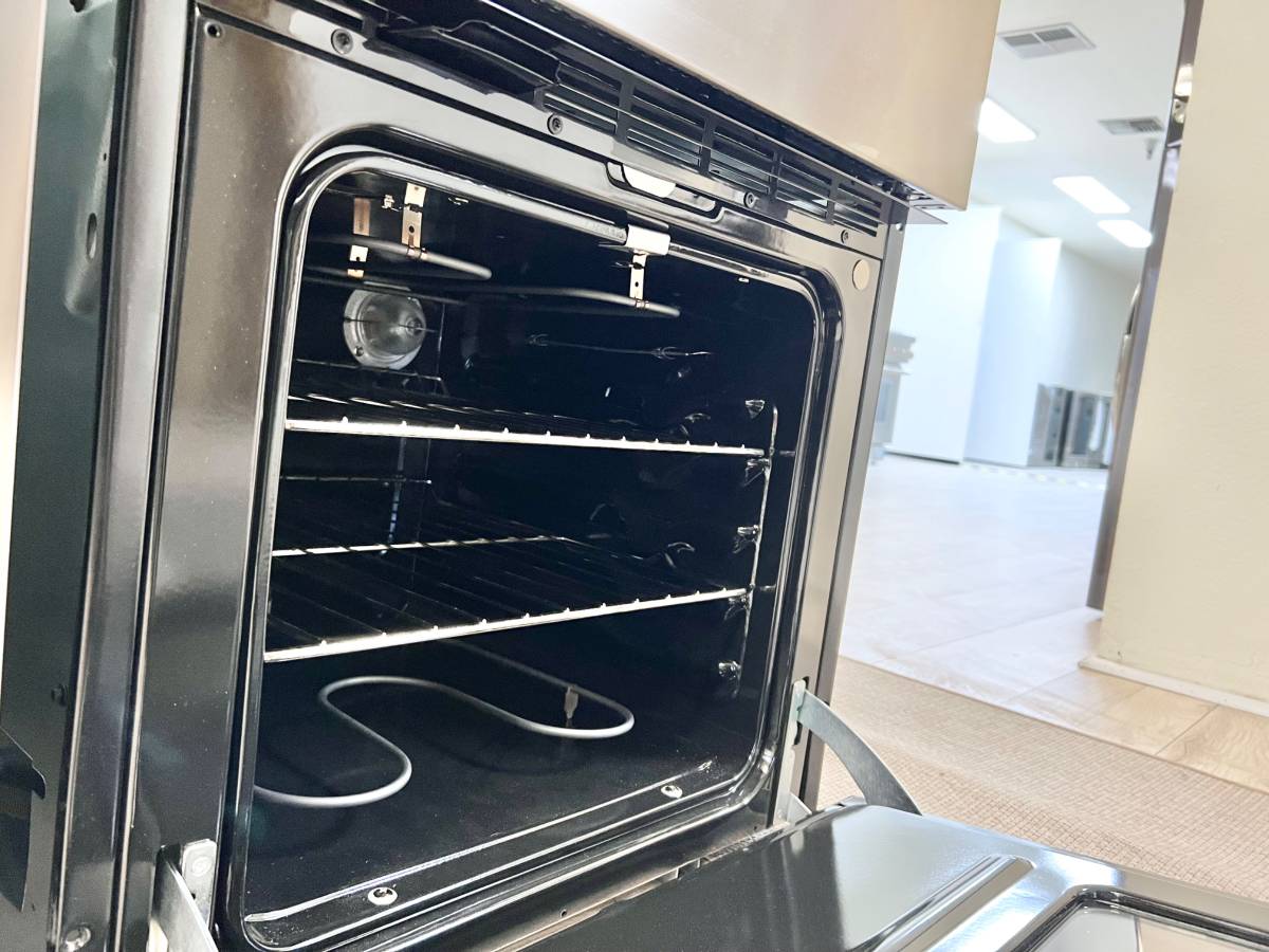 24 INCH GE JRP28SKSS Double Electric Wall Oven * New Open Box * Built In Stainless Steel , Clear View Windows , 30 AMP , Self Clean