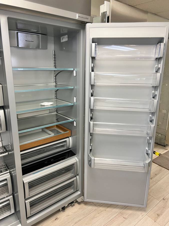 48 INCH KitchenAid KBSN708MPS Built In Side-by-Side Refrigerator NEW *  Open Box * 30 cu. ft.,  4 Shelves, Under-Shelf Prep Zone, FreshChill Drawer,  Extend Fresh Temp System, Auto Ice Maker,  Star-K , Stainless Steel Print Shield Finish