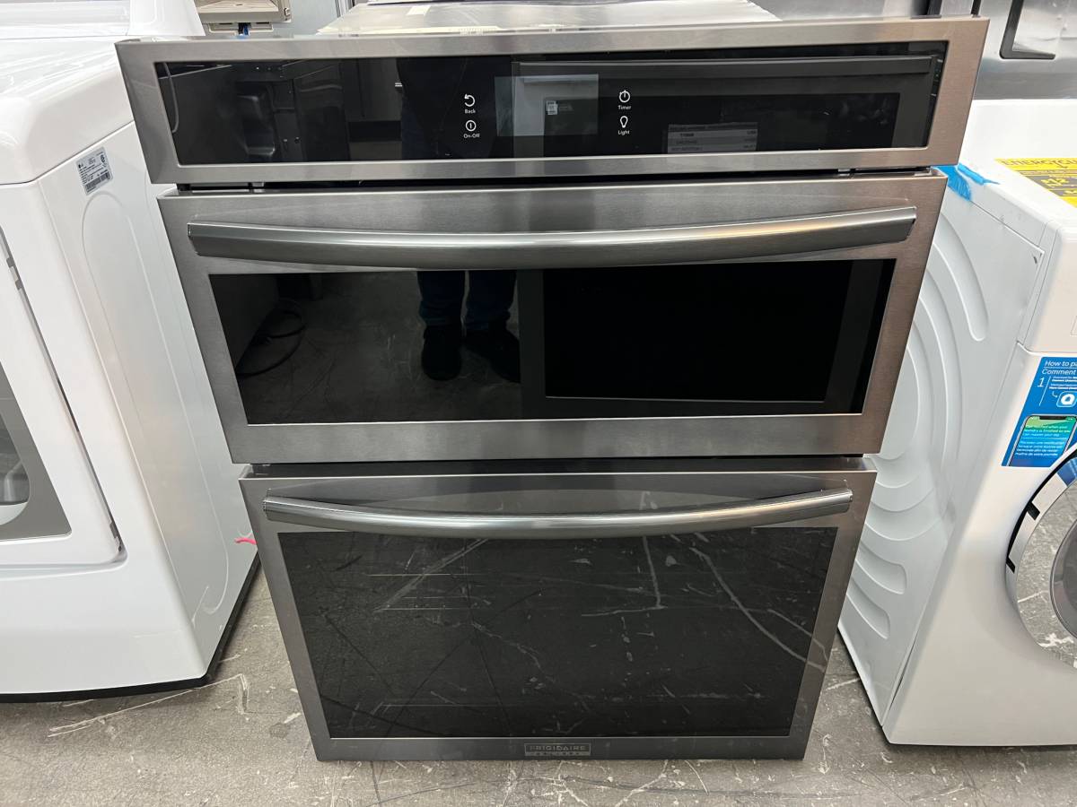 30 Inch Frigidaire GCWM3067AD Combination Electric Wall Oven Air Fry, 7.0 Cu. Ft. , Convection Oven, Steam and Self Clean, Slow Cook, Steam Bake, Microwave Oven Combo, Black Stainless Steel * New Open Box *
