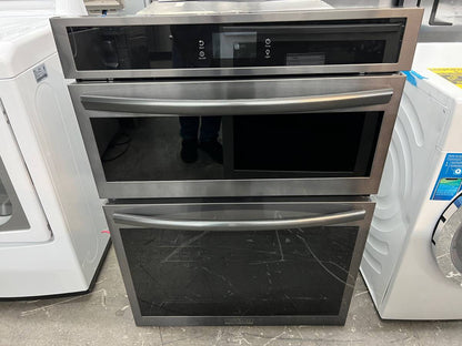 30 Inch Frigidaire GCWM3067AD Combination Electric Wall Oven Air Fry, 7.0 Cu. Ft. , Convection Oven, Steam and Self Clean, Slow Cook, Steam Bake, Microwave Oven Combo, Black Stainless Steel * New Open Box *