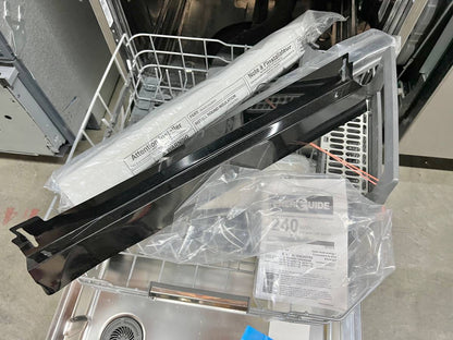 24 INCH GE MONOGRAM ZDT925SPNSS Fully Integrated Dishwasher Hard Food Disposer,  Quick Wash, Sabbath, LED, Deep Clean Silverware Jets,  Steam + Sani, 90+ Spray Jet Wash System Stainless Steel, Statement Handle .