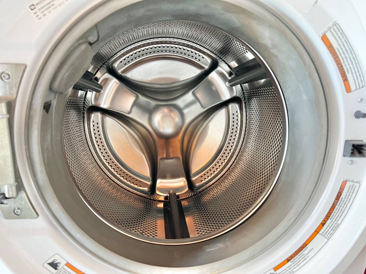 27 INCH Maytag Performance Series MHWE450WW Front-Load Washer White, Used Condition