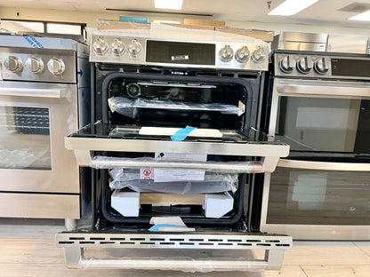 30 INCH GE Cafe C2S950P2M4S1 Slide-In Dual Fuel Range 6 Burners New Open Box , 7.0 CU FT Double Oven Self Clean Double Oven , Sealed , Probe , Steam Clean , LED Control Panel,  Chef Connect , 21K Triple Ring Stainless Steel ADA Compliant