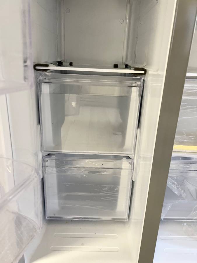 36 INCH Samsung RS27T5561SR Side by Side Refrigerator  Family Hub, Alexa Built-In,  In-Door Ice Maker,  Filtered Water/Ice Dispenser,  ENERGY STAR , Fingerprint Resistant Stainless Steel  * New Open Box *