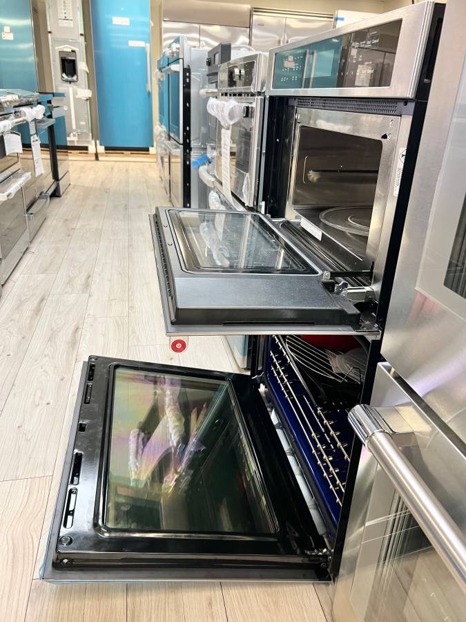 30 INCH KitchenAid KOEC530PSS Microwave Wall Oven AIR FRY * New Open Box * 5.0 Cu. Ft. , 1,600w Power Microwave, Air Fry Mode,  CrispWave Technology, Star-K Certified, Stainless Steel .