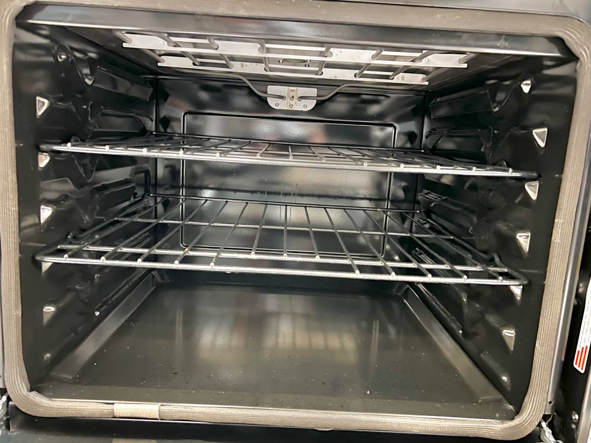 27 INCH GE JK3800SHASS Combination Microwave Wall Oven New Open Box * Built In ,  Sensor Cooking Controls , Bake Element , Broil Element,  Glass Touch Controls , GE Fits Guaranteed !  Self Clean with Steam , Stainless Steel .