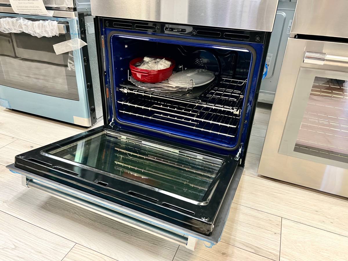 30 INCH KitchenAid KOEC530PSS Microwave Wall Oven AIR FRY * New Open Box * 5.0 Cu. Ft. , 1,600w Power Microwave, Air Fry Mode,  CrispWave Technology, Star-K Certified, Stainless Steel .