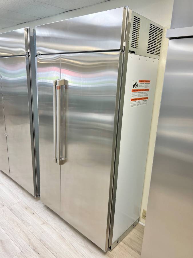 42 Inch GE Cafe CSB42WP2NKS1 Built-In Side by Side Refrigerator New * Open Box 25.2 Cu. Ft. , Showcase LED Lighting, WiFi Connect Technology, Large Door Bins, Ice Maker, CSA, UL Listed Sabbath Mode .