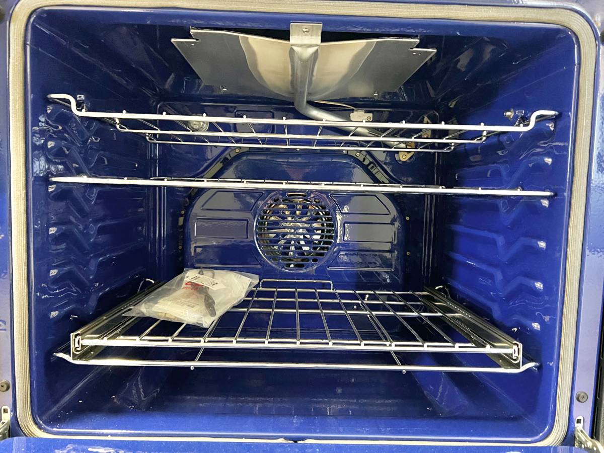 30 INCH LG Studio LSGS6338F Slide-In Gas Smart Range 5 Sealed Burners,6.3 cu. ft. Oven,Storage Drawer, Air Fry, Bake Convection, InstaView Window, Wi-Fi,, Voice Control,Ultra Heat Burner Stainless Steel * New Open Box *