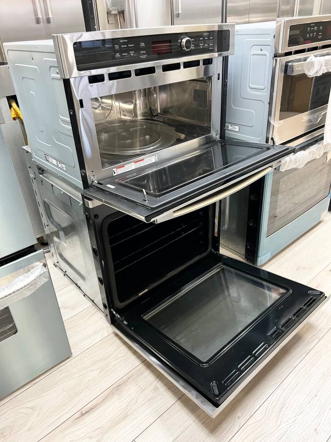 27 INCH GE JK3800SHASS Combination Microwave Wall Oven New Open Box * Built In ,  Sensor Cooking Controls , Bake Element , Broil Element,  Glass Touch Controls , GE Fits Guaranteed !  Self Clean with Steam , Stainless Steel .