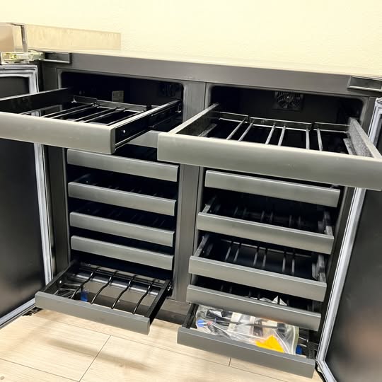 36 INCH U-Line 3000 Series U3036WCWCINT60A Built-In Wine Storage  62 Bottle  Dual Zone * New Open Box * Panel Ready