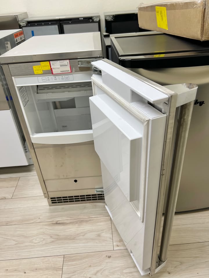 Viking FGIM515 15 Inch Ice Maker 26 lbs. Storage Clear Square Ice, NEW undercounter