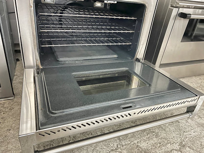 36 INCH Thermador Pro Grand PG366BS  Pro Style All Gas Range , 6 Star Burners , 2 with ExtraLow Simmer Settings), European 3rd Element Convection & 5.1 cu. ft. Oven Capacity, Natural Gas