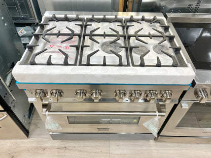 36 INCH ZLINE  RA36  Freestanding Dual Fuel Gas Range 6 Sealed Italian Burners, 4.6 cu. ft. Oven Continuous Grates, Convection,Smooth Glide Racks, Porcelain Cooktop,Stainless Steel * New Open Box *